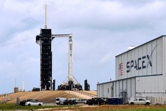  Crew Dragon  SpaceX   